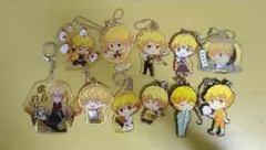 鬼滅の刃 我妻善逸 キーホルダー 11個セット