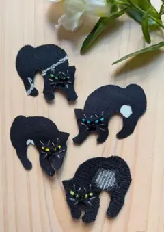 現品限り❗️《やんのかVSくんのか・エンジェルマークの黒猫たち》ミナ４猫モチーフ