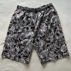 リーフプリント ショートパンツ 黒白