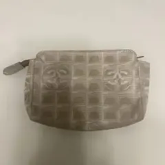 CHANEL グレー チェック柄 ポーチ