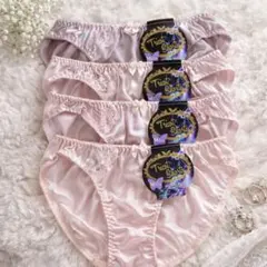 Tricot Shorts Mサイズ4枚セット　ピンク系 新品未使用のサムネイル