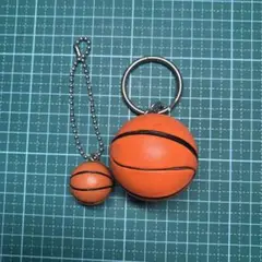 バスケットボール　キーホルダー　2個セット