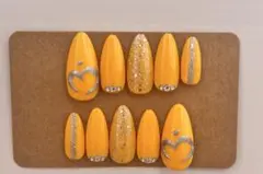 【現品限り‼️】アーモンド型　ミセスネイル　青リンゴ