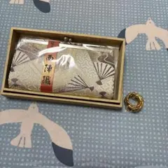 遺品整理　未開封　西陣織　財布　ゴールドスカーフ留