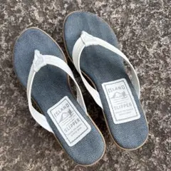 ISLAND SLIPPER サンダル ホワイト/ネイビーのサムネイル