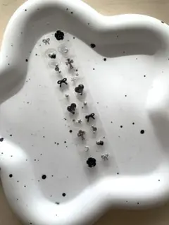 耳つぼジュエリー【土日も配達】匿名配送　即時発送　シルバー　ブラック　黒　推し色