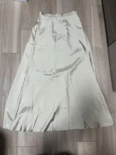 新品！COLLAGE GALLARDAGALANTE アイボリーフレアスカート