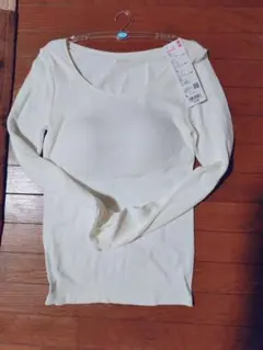 ユニクロ☆極暖ヒートテックリブUネックブラTシャツ長袖L