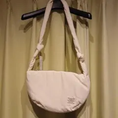 ショルダーバッグ