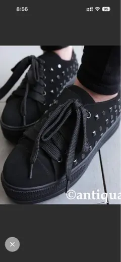 antiqua スタッズ付き ローカットスニーカーのサムネイル