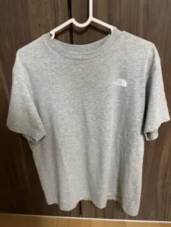 THE NORTH FACE グレー Tシャツ