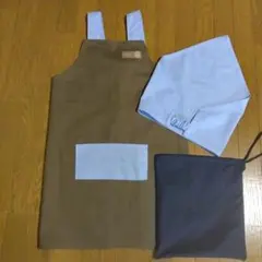 値下げしました。新品　１１０〜１２０キッズエプロン&三角巾
