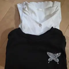 ホワイトリブトップスとブラックTシャツセット