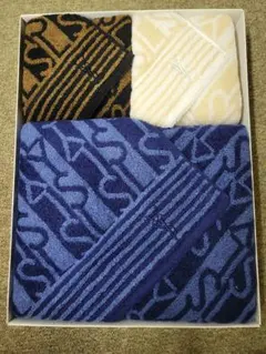 未使用品　サンローラン　タオルセット