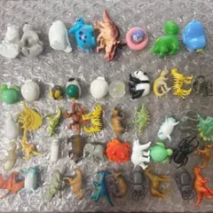 バスボール　バスボム　おもちゃ　まとめ売り　50個　(恐竜　動物　魚　虫)