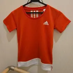 adidas オレンジ ショートスリーブ トップス