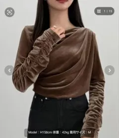 新品 CENEA ドレープベロアトップス モカ