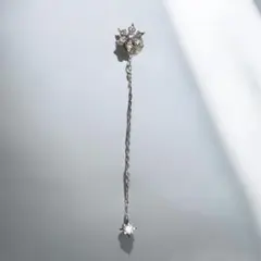 【美品片耳】スワロフスキー ロングピアス 片耳 シルバー ビジュー チェーン 星