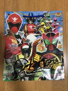 海賊戦隊ゴーカイジャー 仮面ライダーオーズ 紙袋　サイン入り