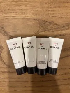 CHANEL クリーム　サンプル 4本セットのサムネイル