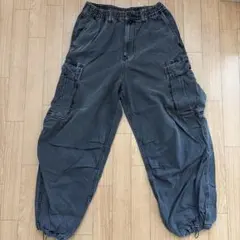 GU カーゴパンツ ブラック Sサイズのサムネイル