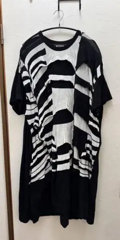 希少】KTZ ケーティーゼット コブラ刺繍 Tシャツ ブラック - メルカリ