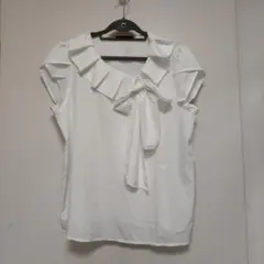 ホワイト フリル リボン 半袖シャツ