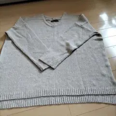 アーニス✩Leiria ベージュ Vネックニットセーター 長袖【超美品】