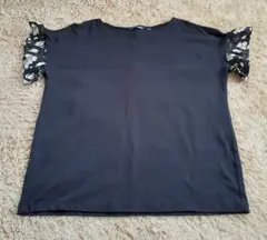 UNIQLO フリルTシャツ M