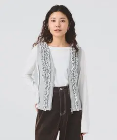 Ray BEAMS フリル付きノースリーブトップス グレーのサムネイル