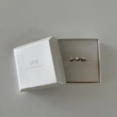 アンバイヨシダトモヨ イニシャル リング 馬蹄 Briller Signet Horseshoe S Ring – un by Tomoyo Yoshida