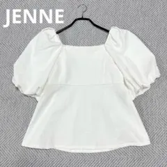 極美品 ジェンヌ オフショルパフギャザーブラウス 洗える ホワイト Lのサムネイル