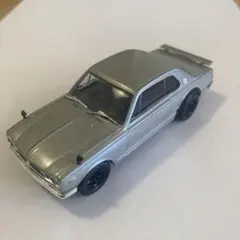 Nissan Skyline 2000GT-R ミニカー シルバー 1/43のサムネイル