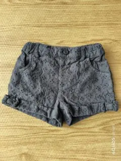 bebe グレー刺繍パンツ 90