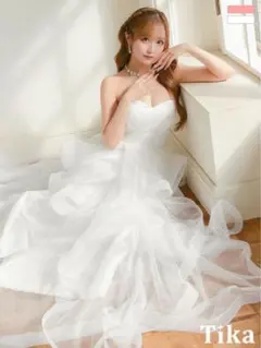ティカ　Tikaエレガント ホワイト ドレス ストラップレス　ウエディングドレス