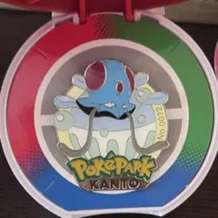 モンスターボール付】ポケパークカントー限定 ピンバッジ ミュウ
