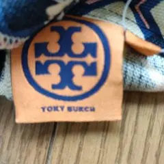 Tory Burch プリーツスカート 膝丈 ネイビー・ホワイト・ピンクのサムネイル