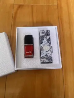 Dior リップスティックとネイルポリッシュセット