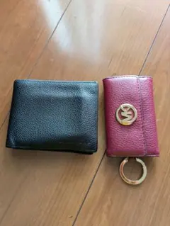 ロンシャン　レザー 二つ折り財布 とマイケル・コース　キーケース