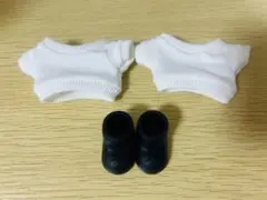 人形用白シャツ2枚と黒ブーツセット