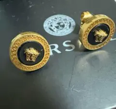 2025年最新】ヴェルサーチ ピアスの人気アイテム - メルカリ