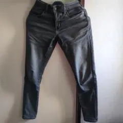 UNIQLO ユニクロ ウルトラストレッチスキニーデニムパンツ ブラック 28