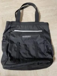 UNDER ARMOUR(アンダーアーマー )ブラック トートバッグ