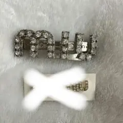 miumiu クリスタル装飾 ヘアピン シルバー