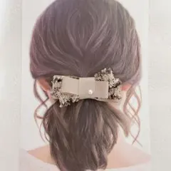 【パール付ツイードリボンバレッタ】ヘアアクセサリー　ハンドメイド　結婚式　高見え