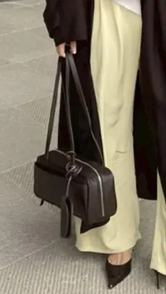 ETRE TOKYO オープンポケットレザーボストンのサムネイル