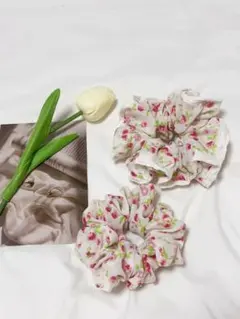 花柄シュシュ ホワイト ピンク 2個セット