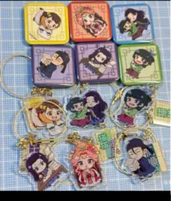 薬屋のひとりごと わちゃちゃ　おしごと　アクリルチャーム　バッジazbsiw