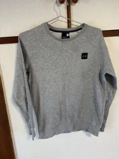Under Armour グレー スウェット SM/P/CH