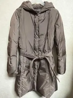 ユニクロ　ブラウン ダウンジャケット フード付き　中古美品